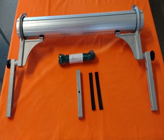 Caravan Roll Out Awning Clothesline, RV Devices & Accessories